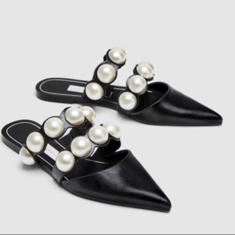 New without tags Zara pointed pearl mule